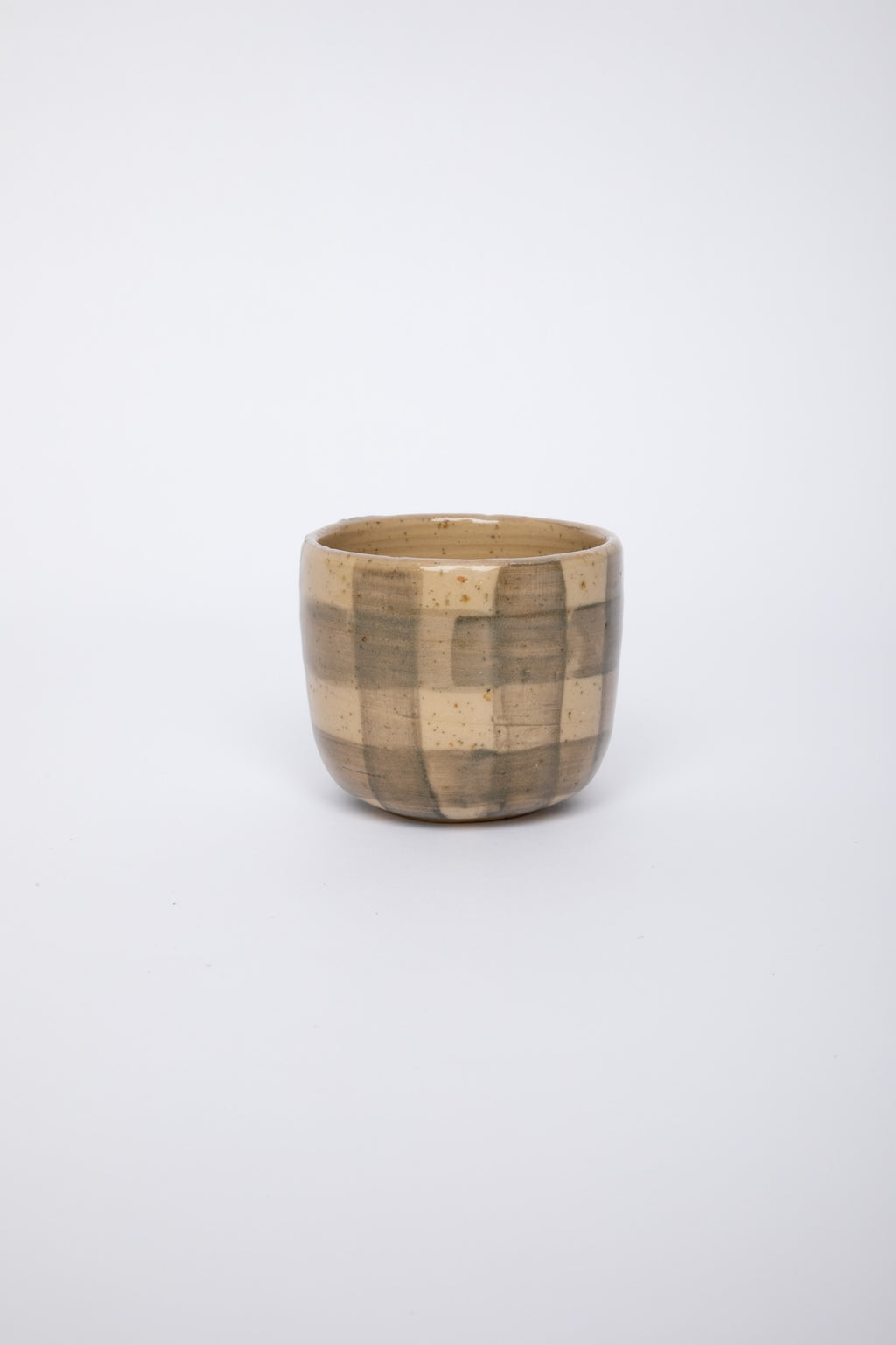 Studio Kefi - Checkered coffee cup
