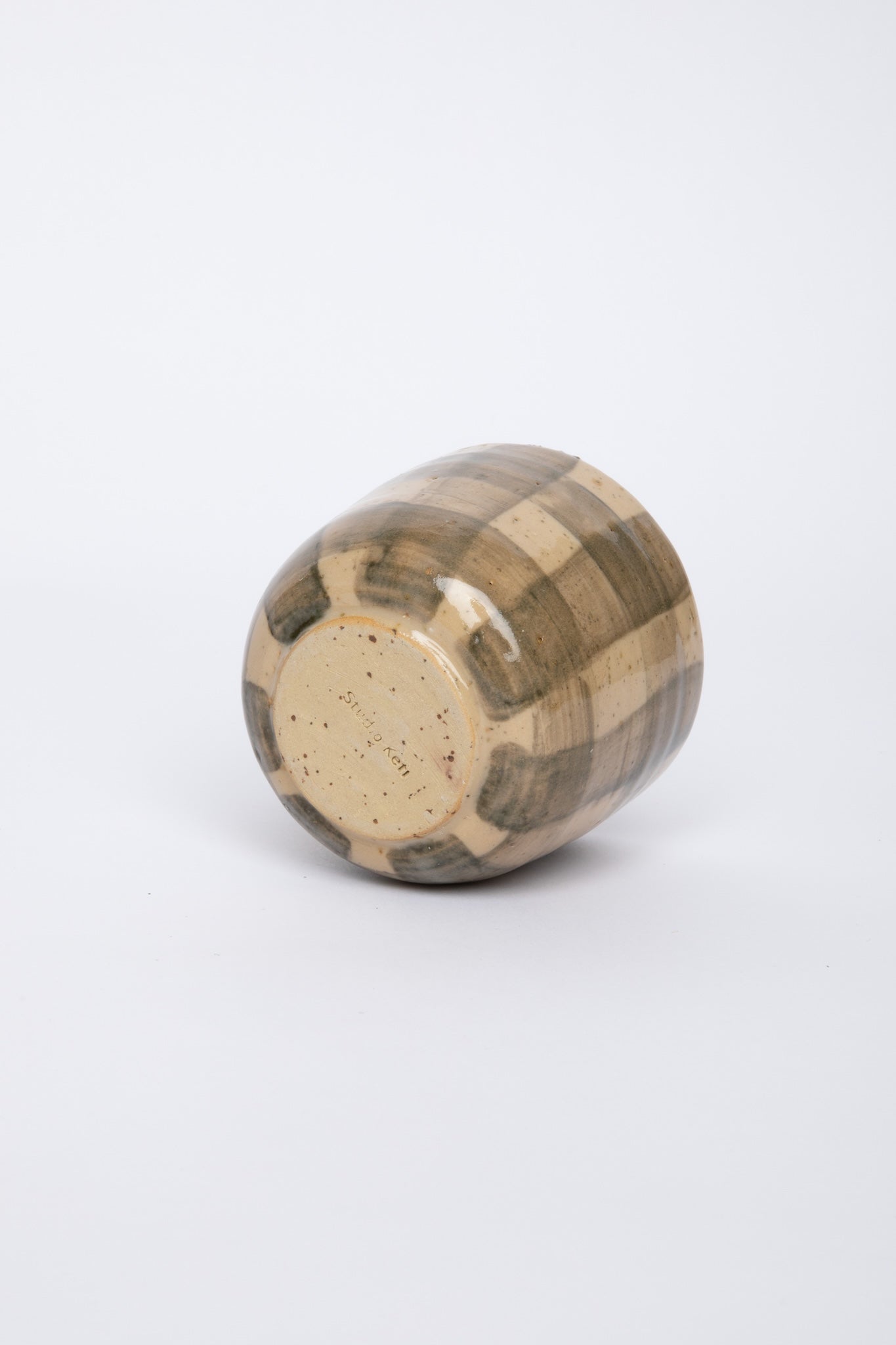Studio Kefi - Checkered coffee cup