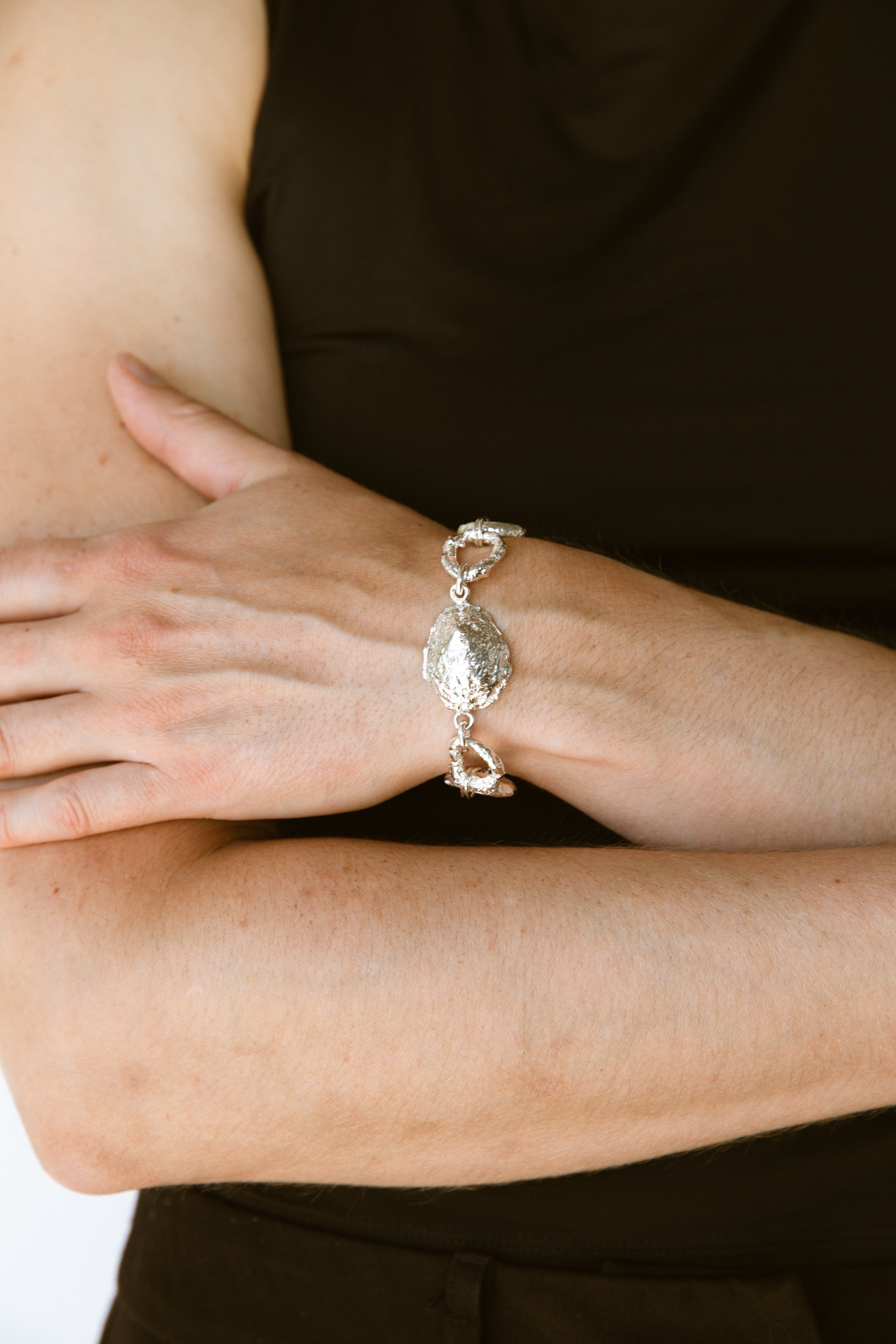 Kalt jewellery - Patella bracelet
